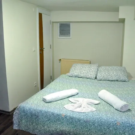 Apart Otel Cmy